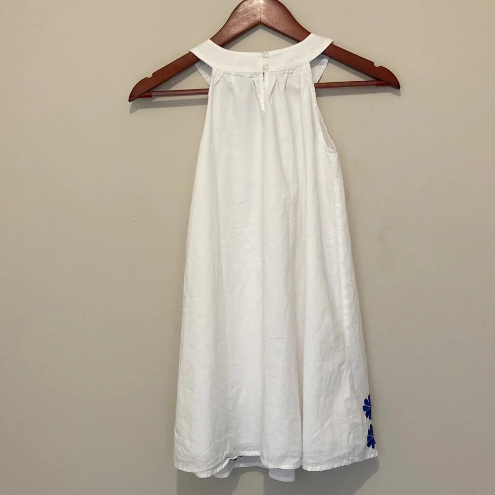 Crown & Ivy White and Blue Floral Kids Dress Sz 10 in great preowned condition
